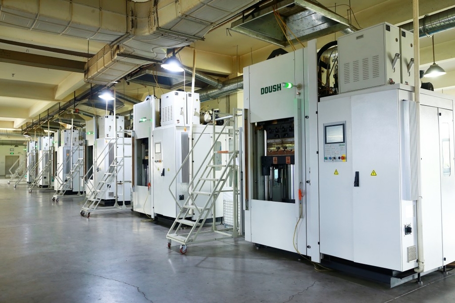 Jiangsu Kunyuan Rubber & Plastic Technology Co.,Ltd производственная линия производителя